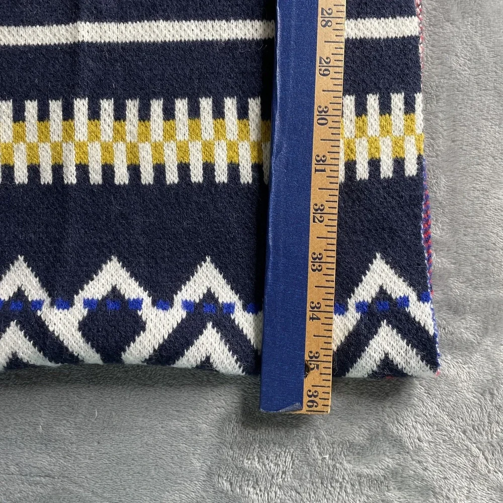 Old Navy Unisex Winter Scarf Black Blue and Red Diamond Pattern 13x70 Acrylic‎